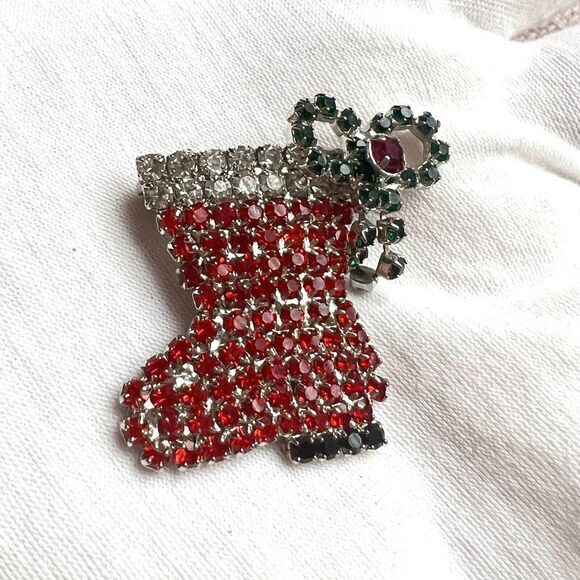 Lot of 2‎ Christmas Brooch Multicolor, Rhinestone, Christmas tree and boot. - Picture 5 of 12